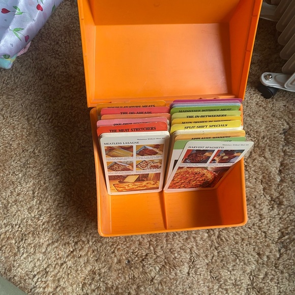 Vintage Betty Crocker Recipe Case - Picture 4 of 4